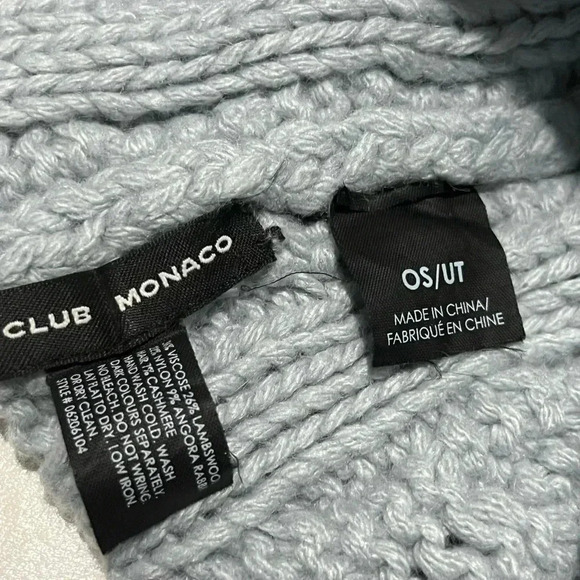 Club Monaco Cable Knit Toque Blue - Picture 5 of 6